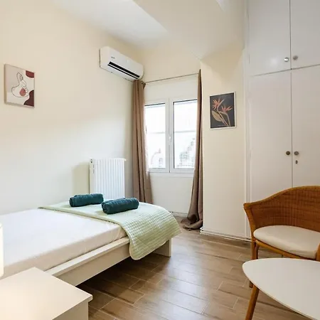 Appartement Escape To Kalamata's Old Your Urban Oasis *