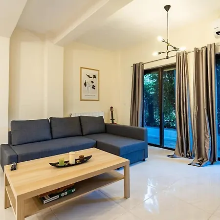 Escape To Kalamata's Old Your Urban Oasis