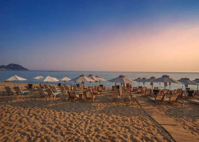 Escape To Kalamata's Old Your Urban Oasis * Kalamata