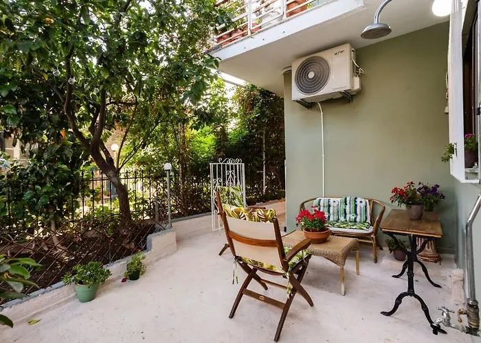 Escape To Kalamata's Old Your Urban Oasis