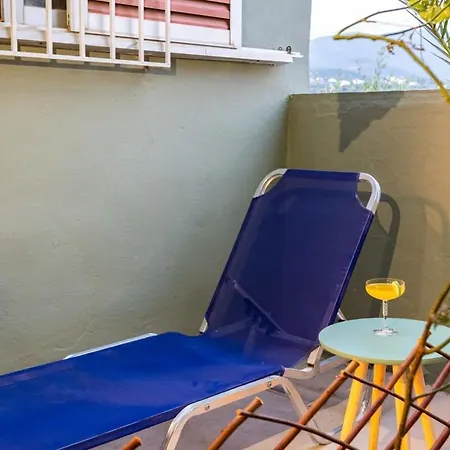 Lejlighed Escape To Kalamata's Old Your Urban Oasis