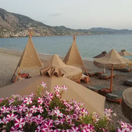 Lejlighed Escape To Kalamata's Old Your Urban Oasis *