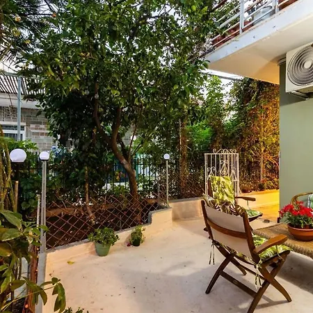 Escape To Kalamata's Old Your Urban Oasis *