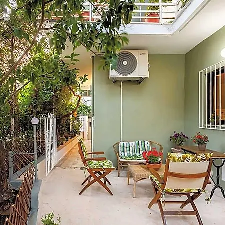 Escape To Kalamata's Old Your Urban Oasis * Kalamata