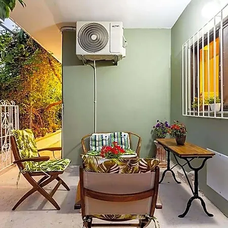 Apartment Escape To Kalamata's Old Your Urban Oasis